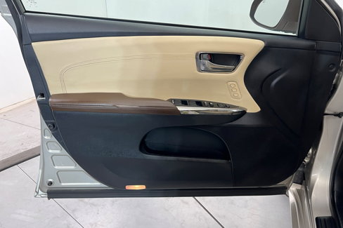 Used 2014 Toyota Avalon XLE Touring image 15