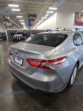 Used 2019 Toyota Camry L image 44