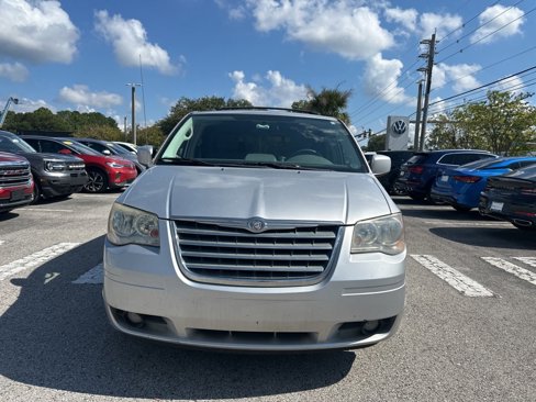 Used 2010 Chrysler Town & Country Touring w/ Family Value Group image 2