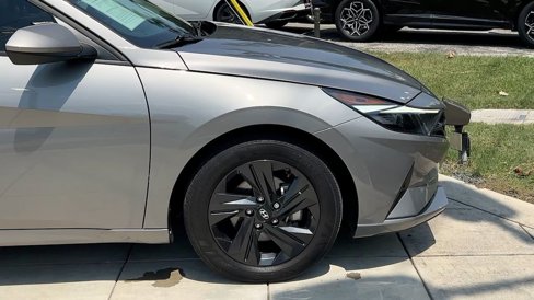 Certified 2023 Hyundai Elantra SEL image 13