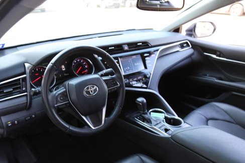 Used 2018 Toyota Camry XSE image 26