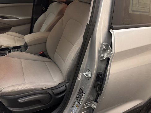 Used 2019 Hyundai Tucson SE image 12