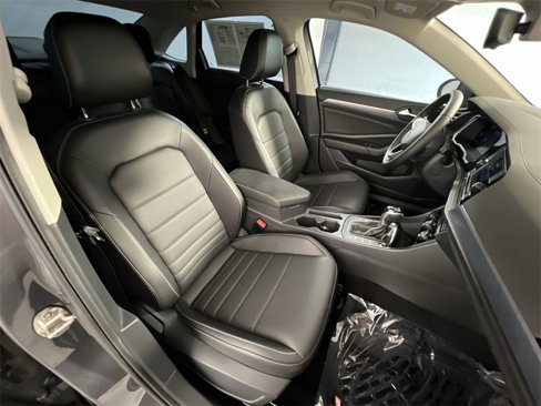 Used 2022 Volkswagen Jetta SE image 25