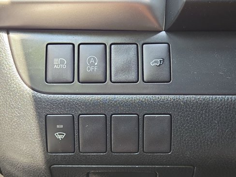 Used 2018 Toyota Highlander XLE image 22