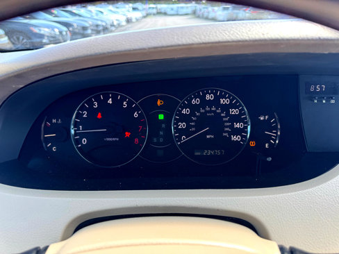 Used 2009 Toyota Avalon Limited image 17