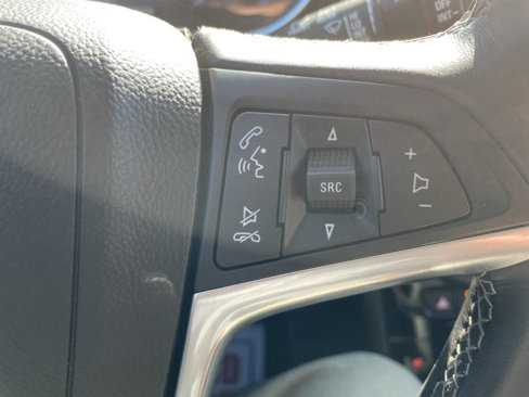 Used 2022 Buick Encore Preferred w/ Safety Package image 16