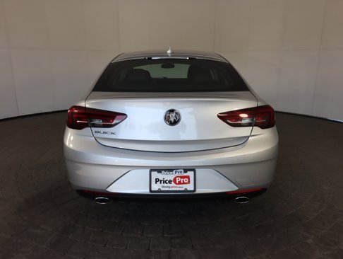 Used 2018 Buick Regal Essence image 8