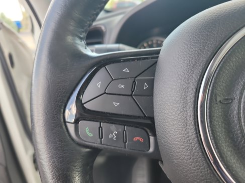Used 2019 Jeep Renegade Altitude w/ Quick Order Package 2XM image 27
