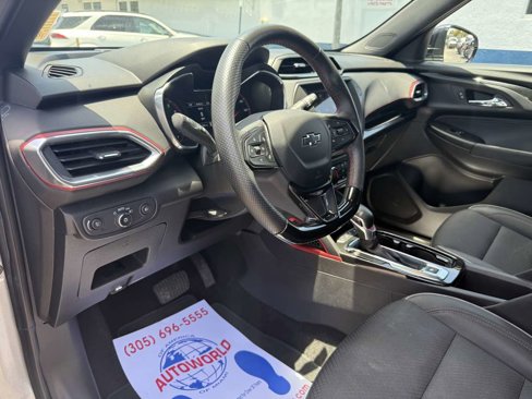 Used 2023 Chevrolet TrailBlazer RS image 11