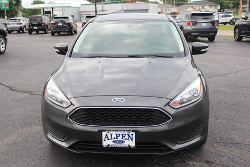 Used 2017 Ford Focus SE w/ Cold Weather Package image 5