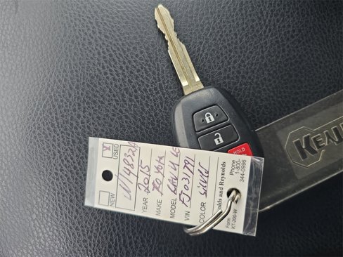 Used 2015 Toyota RAV4 LE image 38
