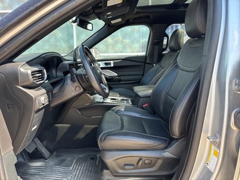 Used 2021 Ford Explorer ST w/ Equipment Group 401A image 8
