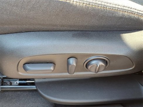 Used 2022 Chevrolet Equinox LT image 22