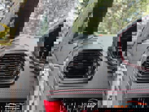 Used 2020 Lamborghini Huracan EVO image 25