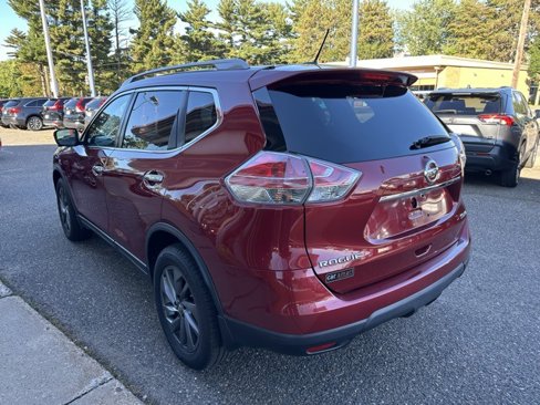 Used 2016 Nissan Rogue SL w/ SL Premium Package image 5