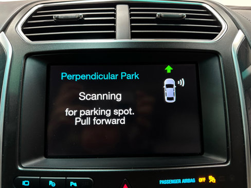 Used 2016 Ford Explorer Platinum image 54