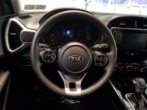 Used 2020 Kia Soul LX image 15