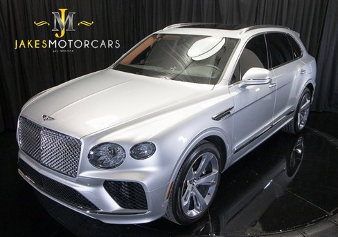 Used 2023 Bentley Bentayga Plug-In Hybrid image 26