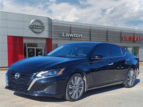 Certified 2024 Nissan Altima 2.5 SL image 1