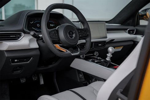 New 2025 Lotus Emira image 17