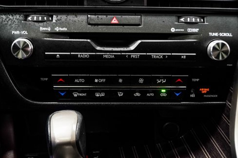 Used 2016 Lexus RX 450h FWD image 22