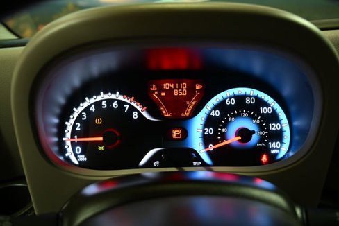 Used 2009 Nissan Cube 1.8 S w/ Interior Illumination Pkg image 28