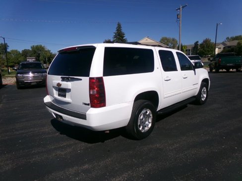 Used 2012 Chevrolet Suburban LT w/ Luxury Package image 3