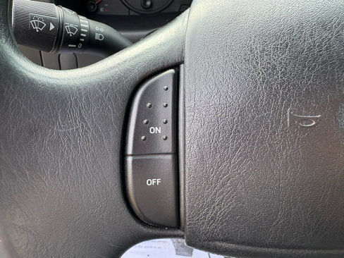 Used 2005 Ford F250 XLT image 11