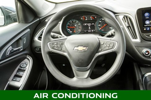 Used 2023 Chevrolet Malibu LT image 9