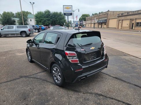 Used 2018 Chevrolet Sonic LT image 6
