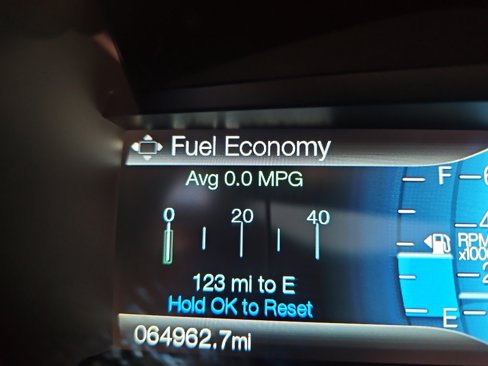 Used 2018 Ford Edge Titanium image 23