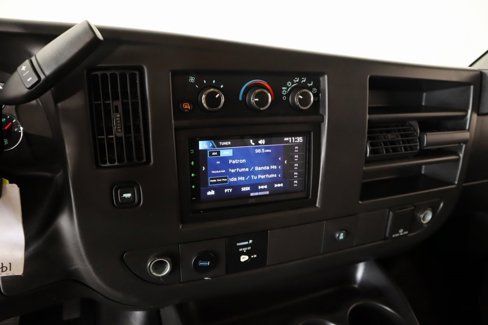 Used 2017 Chevrolet Express 3500 LT w/ LT Preferred Equipment Group image 5
