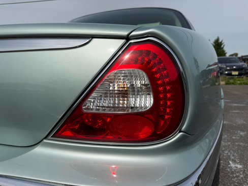 Used 2005 Jaguar XJ8 L image 28
