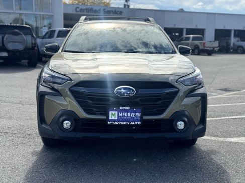 Used 2025 Subaru Outback Premium image 10