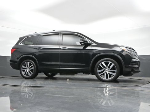 Used 2018 Honda Pilot Touring image 49