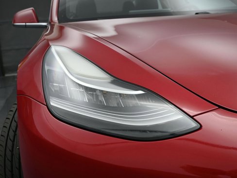Used 2018 Tesla Model 3 Long Range image 11