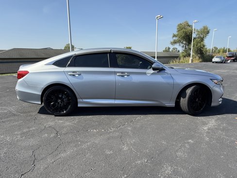 Used 2019 Honda Accord Sport image 10