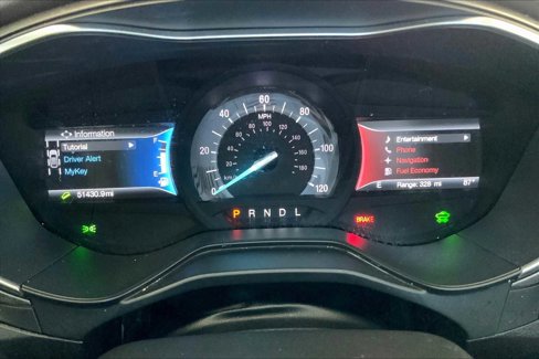 Used 2019 Ford Fusion SE image 24