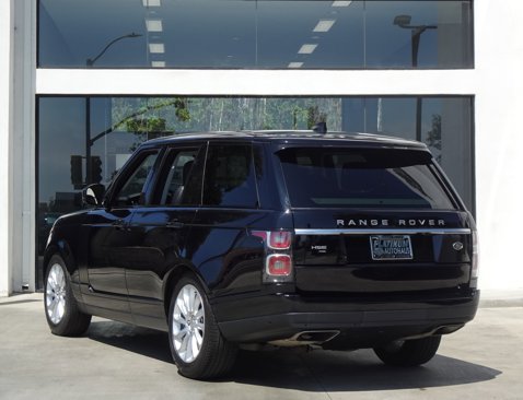 Used 2020 Land Rover Range Rover HSE image 4