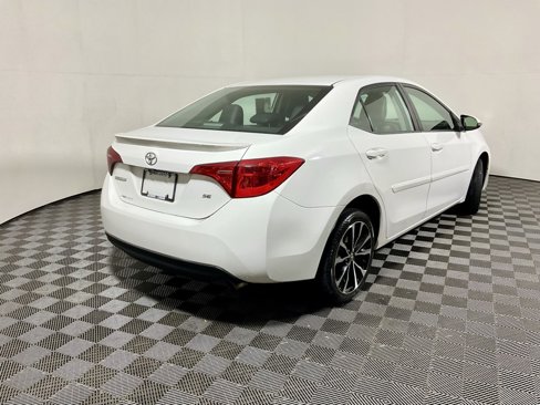 Used 2017 Toyota Corolla L image 14