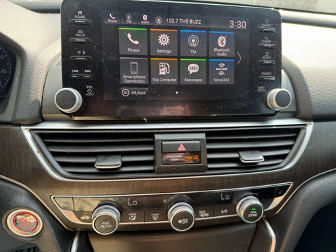 Used 2018 Honda Accord EX-L image 10
