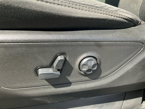 Used 2019 RAM 1500 Big Horn image 26