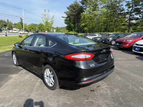 Used 2014 Ford Fusion SE image 8