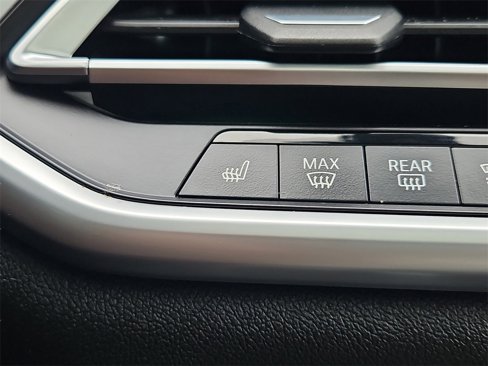 Used 2022 BMW X5 xDrive40i w/ Premium Package image 21