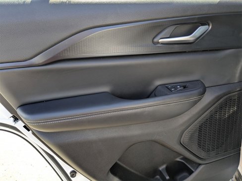 Used 2024 Jeep Grand Cherokee Altitude image 27
