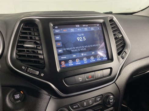 Used 2021 Jeep Cherokee Latitude Lux w/ Comfort/Convenience Group image 35