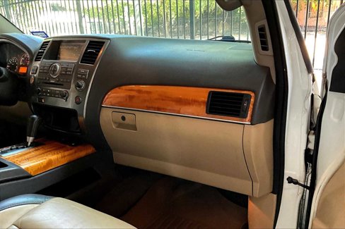 Used 2014 Nissan Armada Platinum w/ Platinum Reserve Package image 18