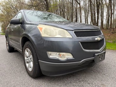 Used 2009 Chevrolet Traverse LS image 6