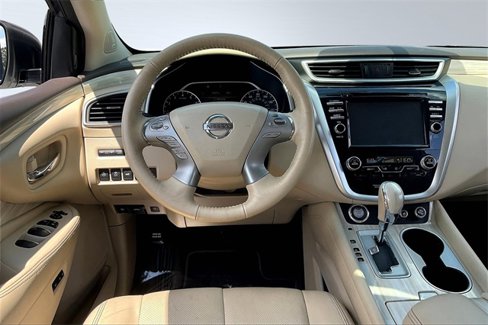 Used 2017 Nissan Murano Platinum image 5