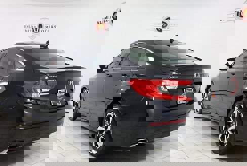 Used 2022 Honda Accord Sport image 4